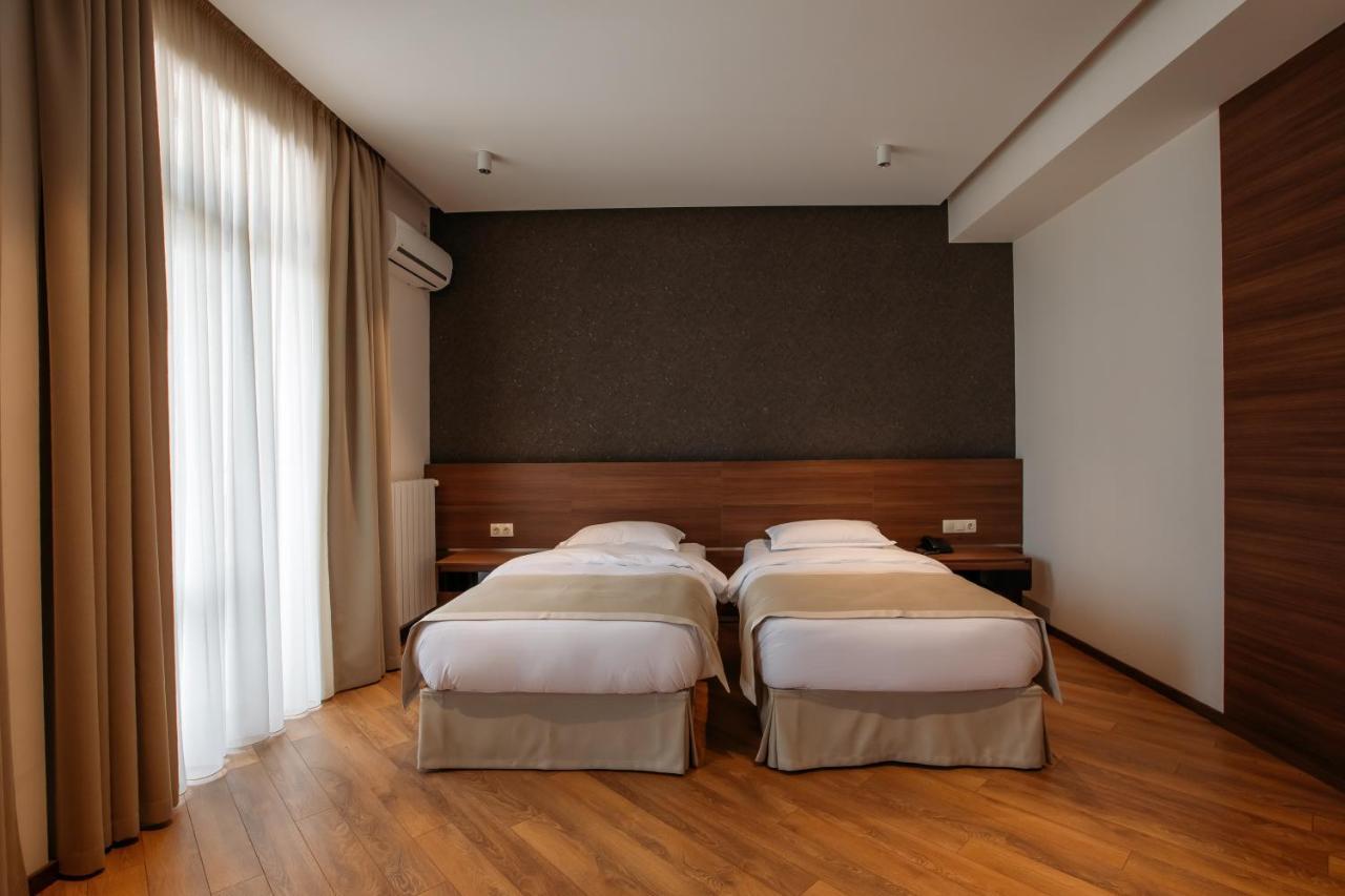 Hotel Parma Тбилиси Экстерьер фото